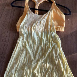 Lululemon workout top